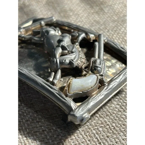 Vintage Rare Rodeo Cowboy Colt Revolvers Pat Pending Belt Buckle Bronco 3-D - Picture 3 of 9